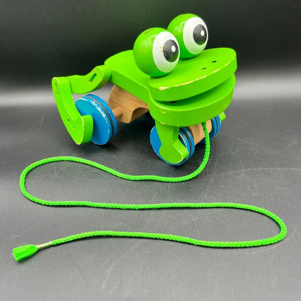 Melissa & Doug Wooden Frog Pull Toy Green Blue Hopping Action Toddler Toy‎
